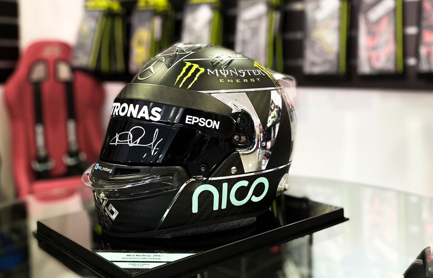Nico Rosberg 2016 casco edición limitada