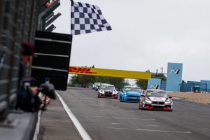 DTM y WTCR con el GT-CER en Portimao y Alcañiz