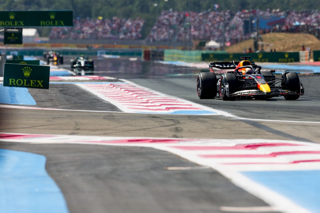 Max Verstappen vuela hacia el título en Paul Ricard